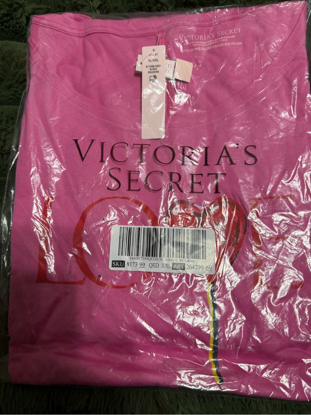 Victoria's Secret Pink Graphic Sleep Tee with Multicolor Accent
